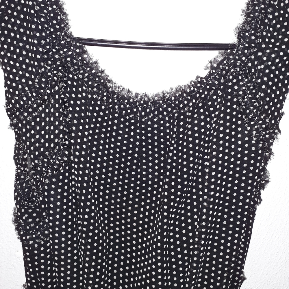 Clothes - Picture 5 of 5